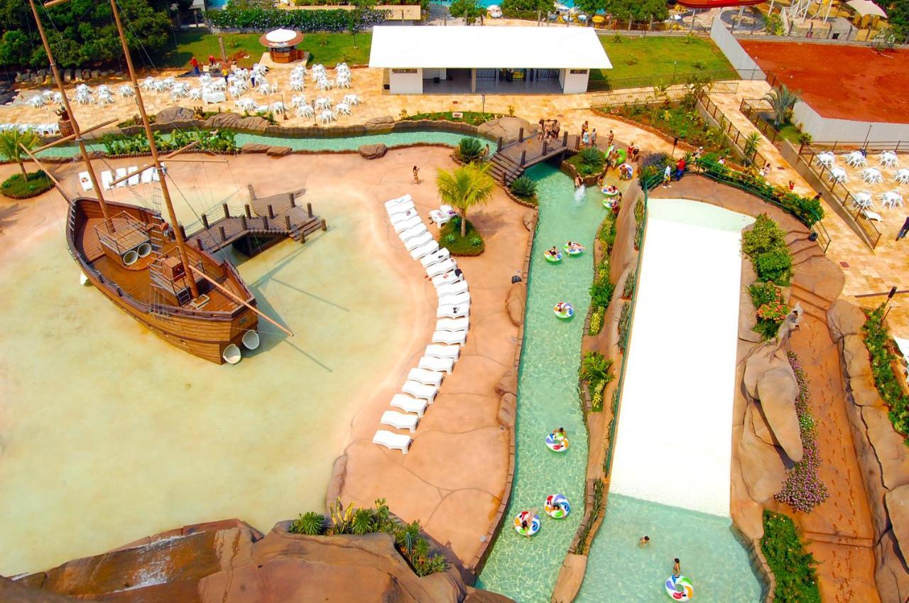 Villas Diroma Com Um Dia No Acqua Park, Splash E Slide كلدس نوفاس المظهر الخارجي الصورة