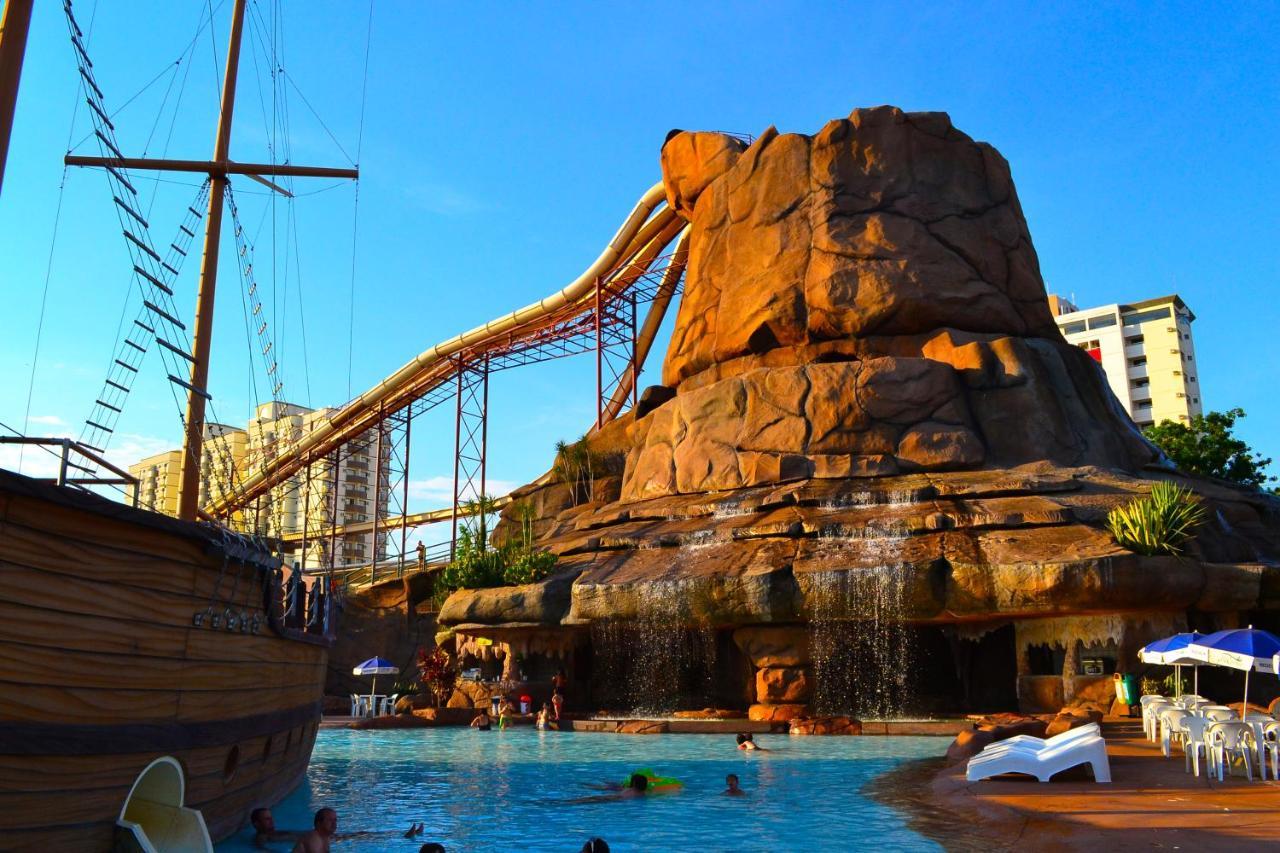 Villas Diroma Com Um Dia No Acqua Park, Splash E Slide كلدس نوفاس المظهر الخارجي الصورة