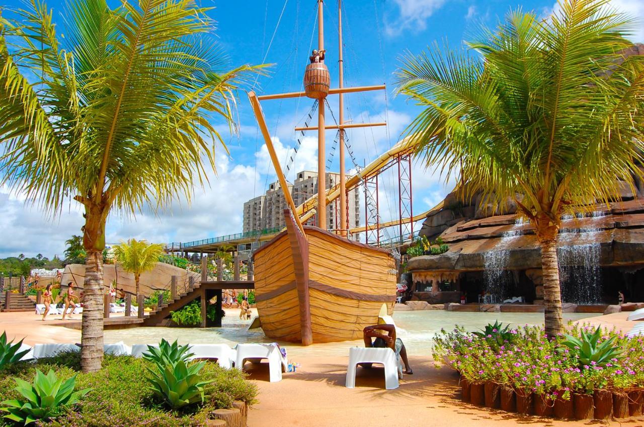 Villas Diroma Com Um Dia No Acqua Park, Splash E Slide كلدس نوفاس المظهر الخارجي الصورة