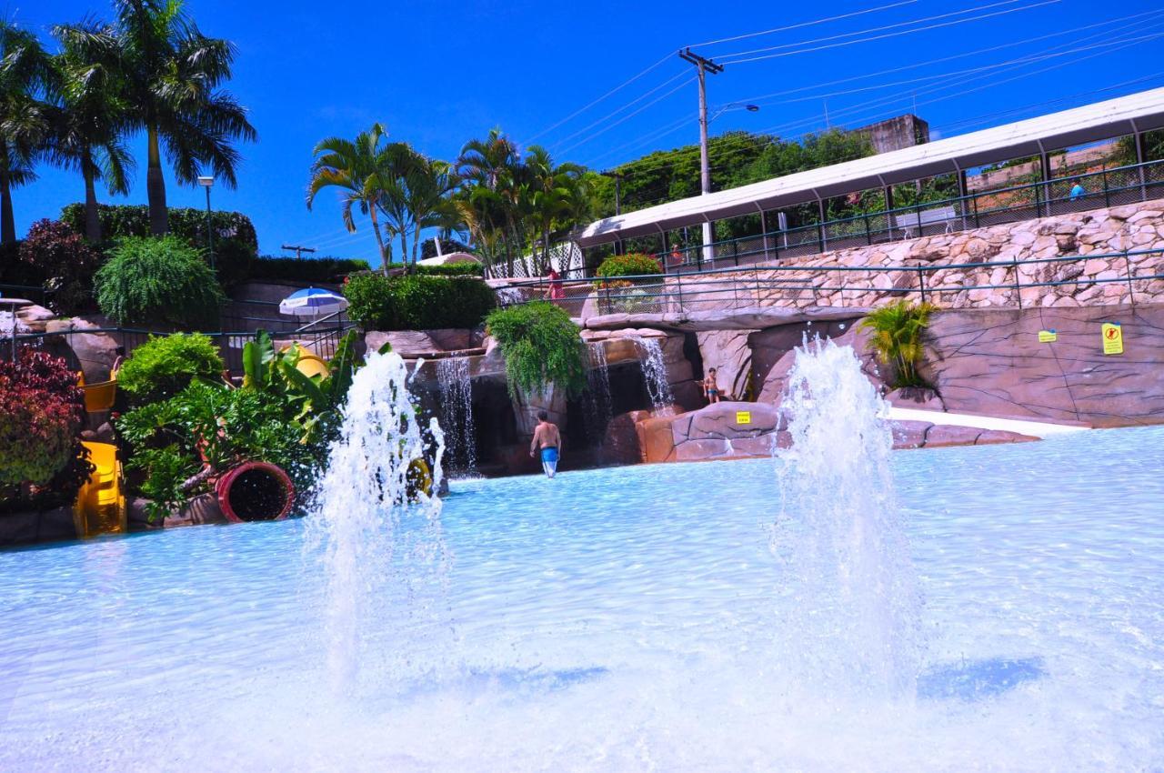 Villas Diroma Com Um Dia No Acqua Park, Splash E Slide كلدس نوفاس المظهر الخارجي الصورة