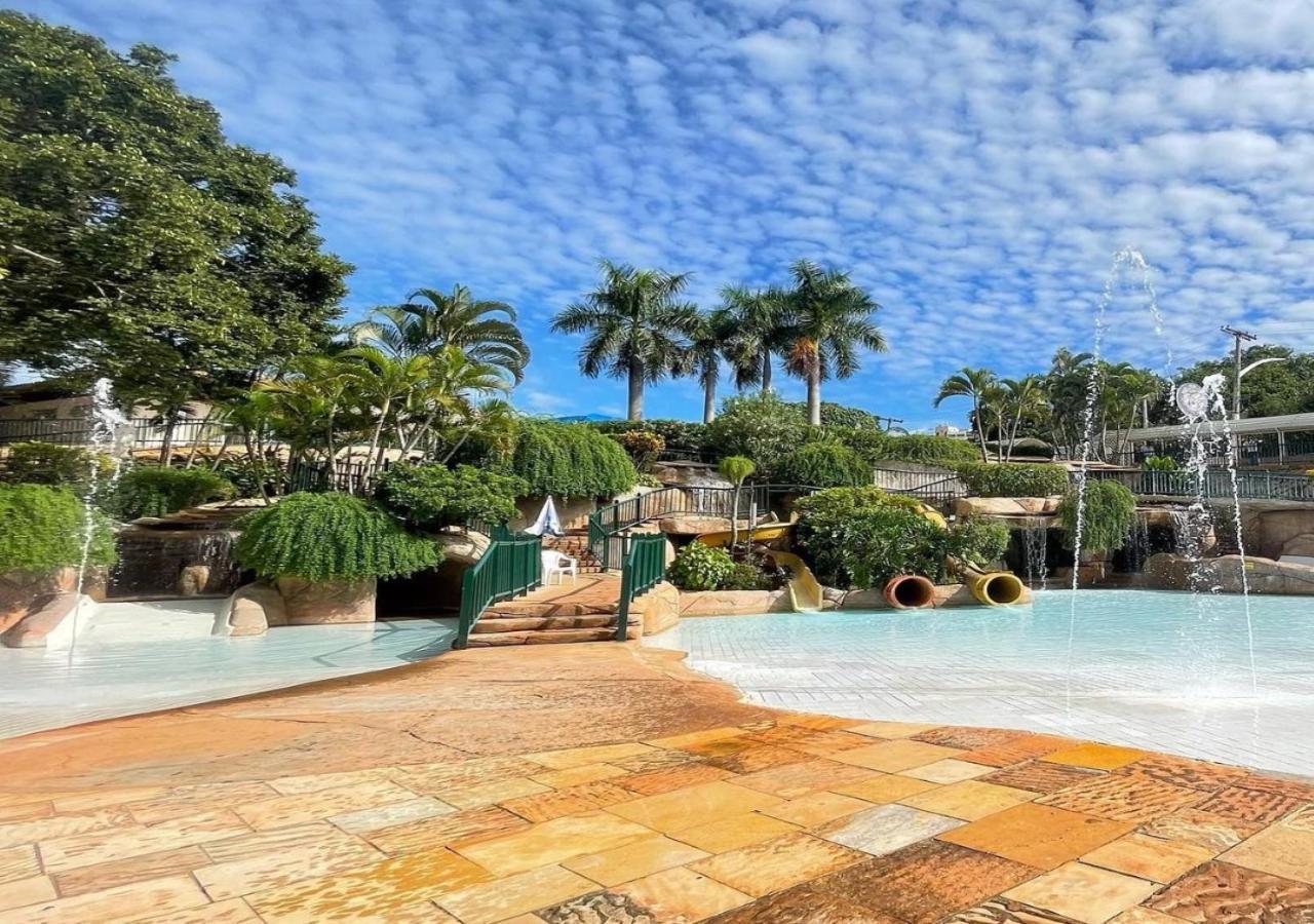 Villas Diroma Com Um Dia No Acqua Park, Splash E Slide كلدس نوفاس المظهر الخارجي الصورة